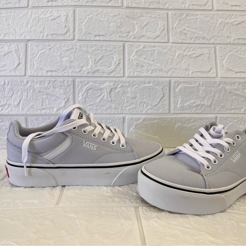New Vans Women's Seldan Platform Sneakers canvas light blue US size 7